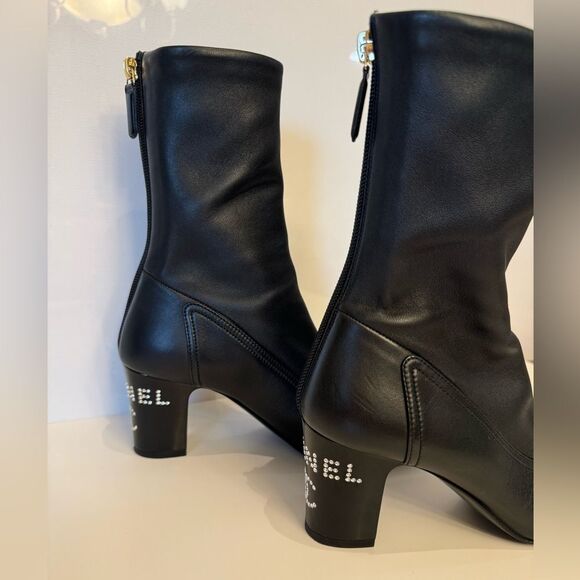 RARE Chanel Lambskin Rhinestone Logo Heeled Boots EU 37 US 6.5 KarlLagerfeld Era - Picture 13 of 17